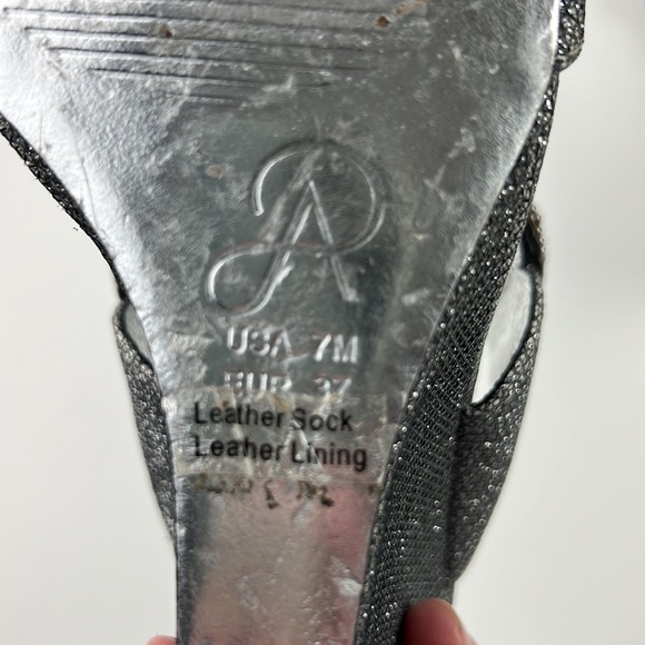 Adrianna Papell  Women's Argo Wedge Sandal - Picture 8 of 11